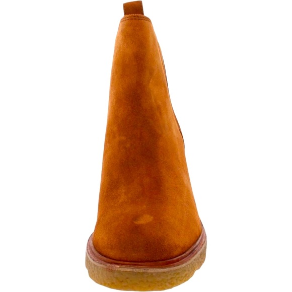 ⭐️NWOT CLARKS Clarkford Top Tan Suede Ankle Wedge Boots, Sz.10, Ret. $160 🌻 - Picture 2 of 3